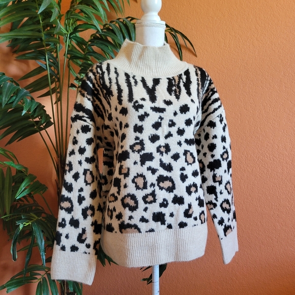 Jones New York Animal Print Sweater Mock Turtleneck Leopard Large Tan Black Soft - Picture 1 of 10